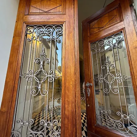 Apartment Art Nouveau *